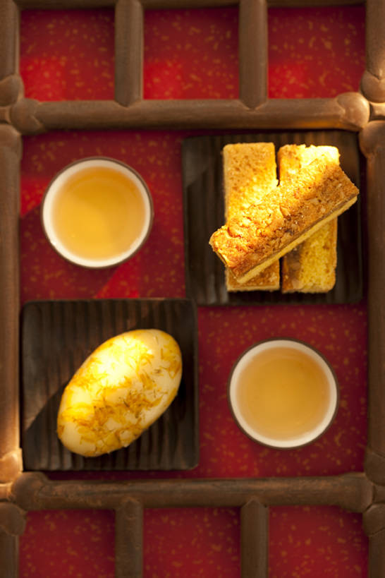 点心,无人,竖图,俯视,彩色,特写,烘焙,茶,静物,餐具,亚洲,艺术,装饰,美味,食品,小吃,饮食,甜食,诱惑,摄影,五颜六色,色彩斑斓,创造力,膳食,五彩缤纷,东亚,核桃酥,热饮,五彩斑斓,五光十色,茶杯,彩图,高角度拍摄,影棚拍摄,桂花糕,bj175