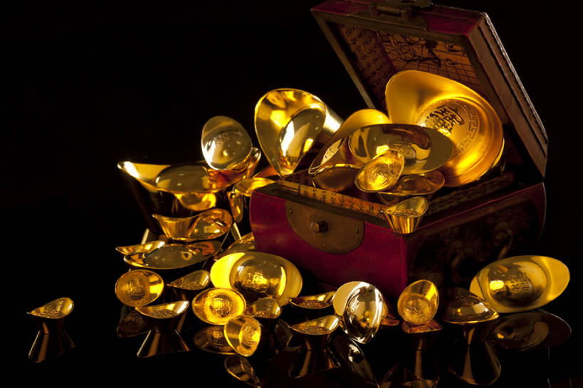 无人,横图,留白,运气,静物,北京,中国,亚洲,许多,开,堆叠,黑色背景,反射,光线,金属,光芒,很多,古典,传统,黄金,盒子,财富,金融,摄影,珍贵,溢出,中国文化,华贵,东亚,远古,东亚文化,繁荣,古代文明,货币,彩图,影棚拍摄,百宝箱,元宝,传统文化,bj175