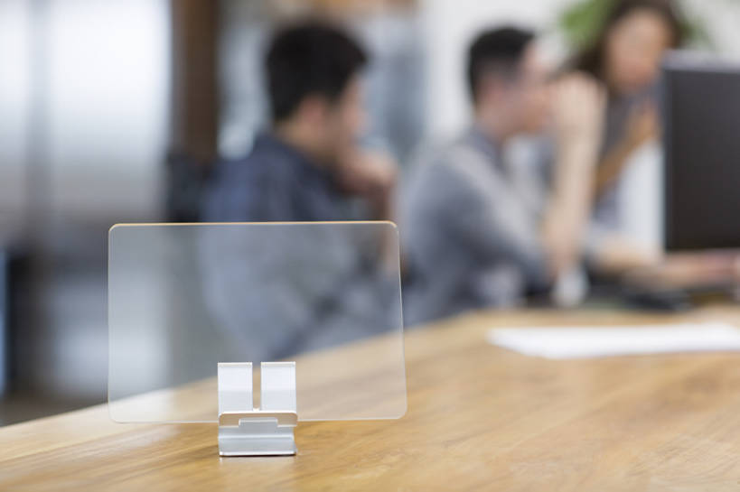 东方人,成年人,中年人,三个人,同事,商务人士,工程师,技术人员,商务男性,商务女性,办公室,横图,室内,白天,侧面,衬衫,商务,成功,合作,团队,集体,信心,显示器,互联网,技术,桌子,城市,玻璃,北京,中国,亚洲,连接,套装,透明,工作,屏幕,眼镜,触摸屏,联系,显示屏,现代,队伍,模型,职业,亲密,摄影,生活方式,触控板,创造力,领导,享乐,企业,公司,成就,努力,液晶显示器,商务装,便携式,合伙,领袖,工薪阶层,平板电脑,输出设备,东亚,发展,陪同,无线电技术,技能,陪伴,男人,男性,年轻男性,年轻女性,女人,女性,中年男性,白种人,亚洲人,中国人,年轻人,白领,上班族,设计,技术员,沟通,坐着,半身,彩图,衬衣,办公室职员,计算机软件,程序员,伴随,bj175