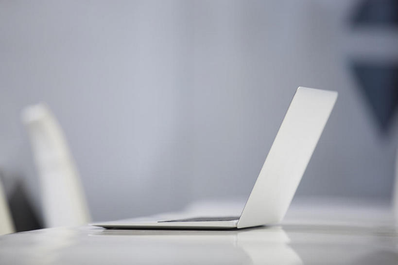 无人,横图,室内,留白,商务,笔记本电脑,互联网,技术,桌子,静物,北京,中国,亚洲,现代,摄影,生活方式,便携式,东亚,无线电技术,计算机,彩图,bj175