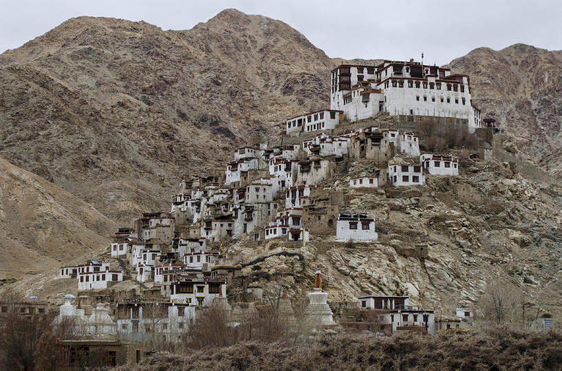 无人,横图,室外,白天,山,建筑,印度,亚洲,地形,历史,天空,摄影,宗教,建造,要塞,修道院,喇嘛教,列城,彩图,建筑结构,bj175