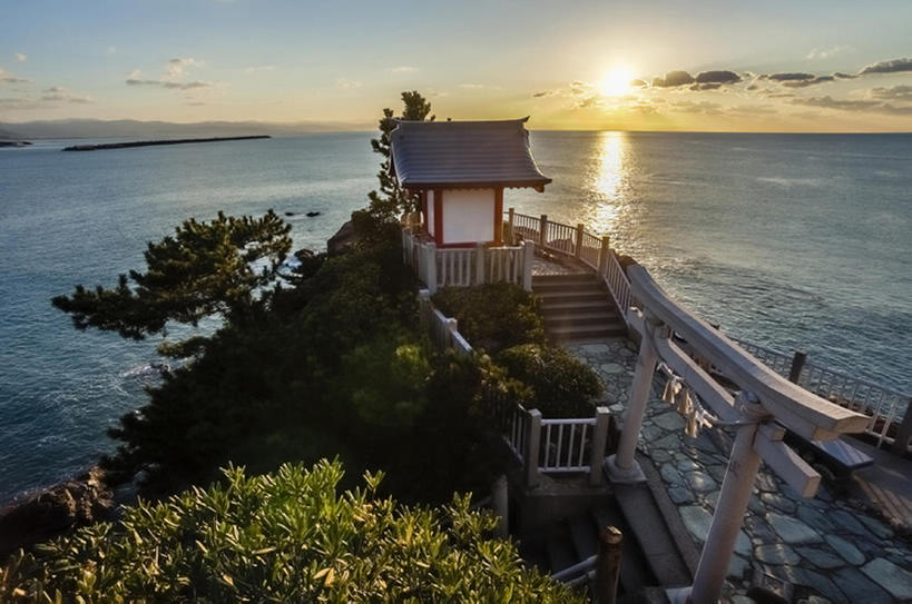 无人,横图,室外,白天,背景,旅游,度假,海洋,美景,太阳,日本,地形,景观,悬崖,娱乐,风景,天空,自然,享受,休闲,景色,放松,摄影,建造,宁静,太平洋,神殿,自然风光,地貌,亭台楼阁,罕见,荒僻,偏僻,偏远,遥远,科钦,冷僻,冒险,海滩,彩图,bj175