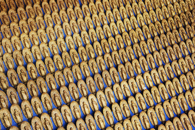 无人,横图,消费,静物,日本,亚洲,一排,许多,丰富,整齐,商品,很多,佛,排列,纪念品,零售,摄影,宗教,佛教,队列,手艺,美术工艺,彩图,全画幅,金子,bj175