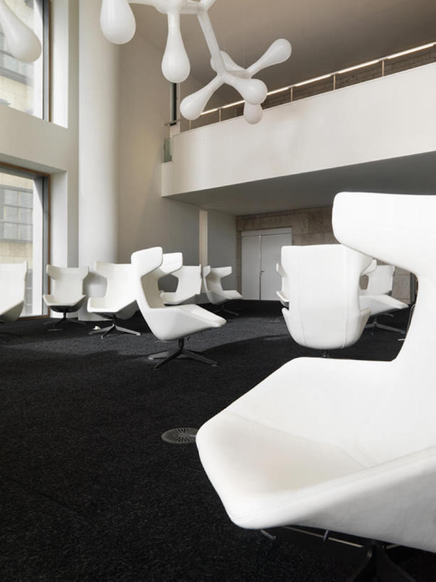 无人,图书馆,竖图,室内,时尚,城市,建筑,椅子,欧洲,荷兰,一排,整齐,房屋,公寓,干净,现代,建筑物,座位,排列,白色,放松,摄影,扶手椅,风格,队列,阿姆斯特丹,设计,彩图,当代,公共图书馆,bj175