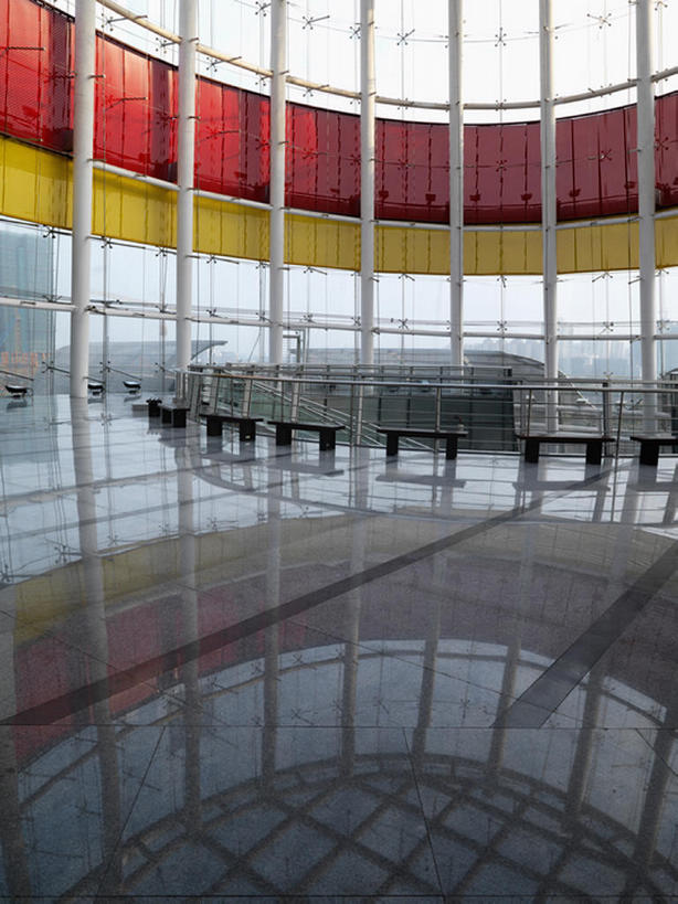 无人,竖图,室内,商务,时尚,建筑,商场,玻璃,一排,整齐,反射,圆柱,走廊,干净,现代,大厅,建筑物,排列,摄影,建造,风格,队列,设计,彩图,高层建筑,当代,bj175