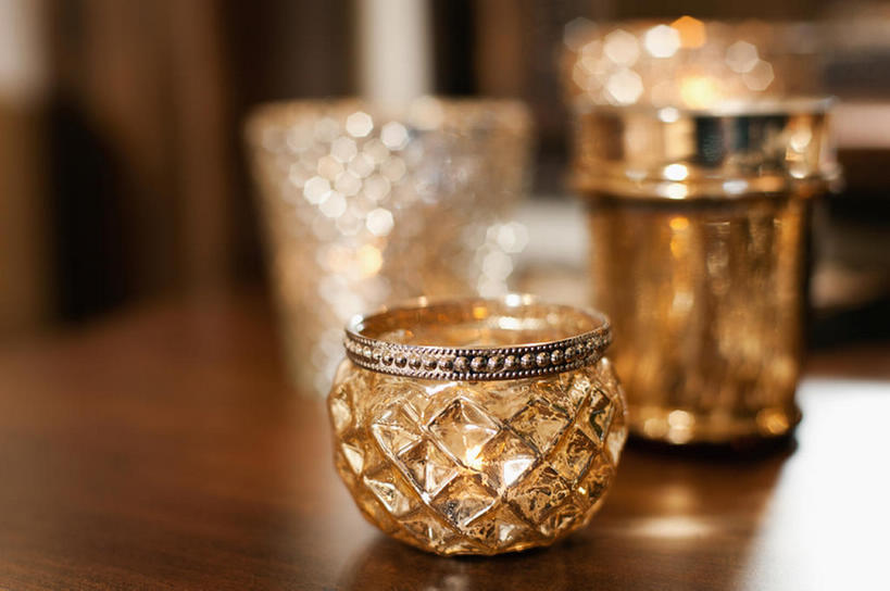 无人,横图,室内,特写,桌子,静物,美国,艺术,烛台,艺术品,容器,工艺品,摄影,生活方式,黄铜,风格,华贵,彩图,金子,上层阶级,bj175