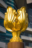 tkf001_304737