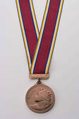 tkf001_344737