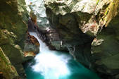 tkf001_554899