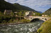 tkf005_2356937